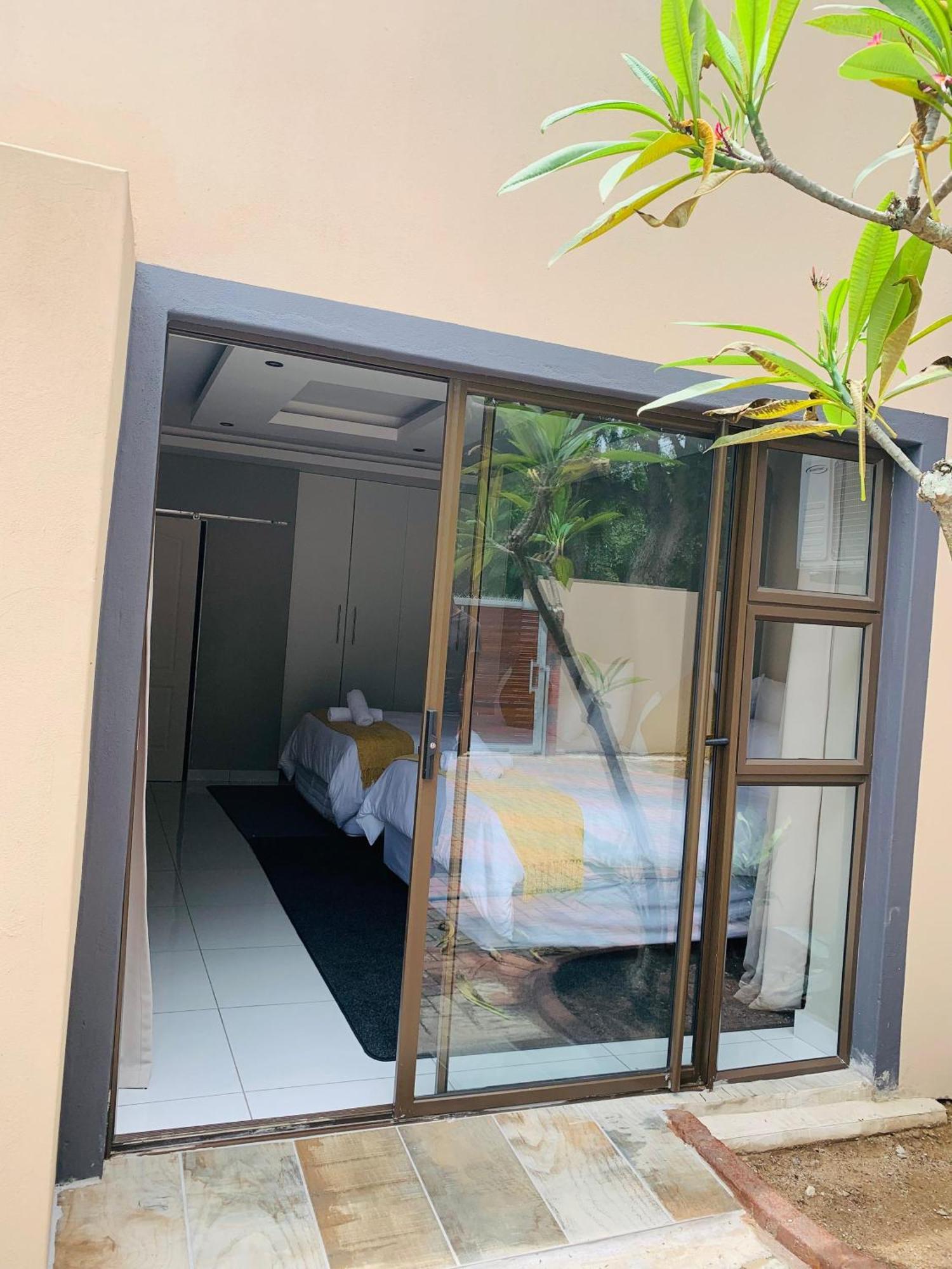 Nqabanqaba Bed & Breakfast Richards Bay Ruang foto